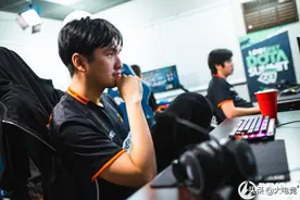 DOTA2：Fnatic不留情面，3-0碾压OG.SEED问鼎别墅杯第12赛季冠军图片