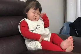 表情包：你给我起开图片