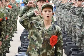 新兵入伍后，因身体出现问题被退回原籍，是算逃兵还是退伍兵？图片