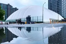 少儿滑步车课，请宝宝们来西湖边的“大枕头”里当一回旋风小子图片