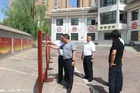 七里河区委主要领导带队调研秀川街道图片