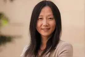 985教授夫妻，将女儿培养成高级科学家，没想到她却当了美国人图片