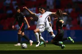 欧洲杯史上最年轻出场球员：17岁身价超4亿，被穆里尼奥誉为“下一个兰帕德”图片