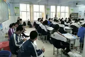 高考励志故事：2次复读，3年高三，他终于圆梦这所顶级985名校图片