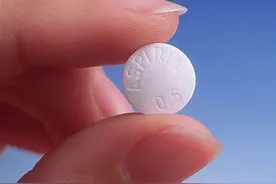 硫酸氢氯吡格雷能取代阿司匹林吗？两种药有什么区别？医生讲清楚图片