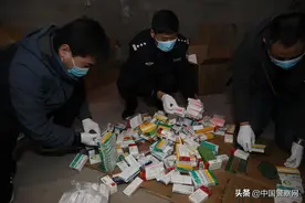 一年就诊上千次用医保卡买卖药品，警方破获特大医保诈骗案件图片