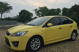 11年的经典福克斯，曾经的操控标杆，就是油耗太高吃不消图片