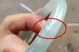 翡翠的杂质有石筋、石纹、石脑，三种有“杂质”的翡翠买到就赚到图片