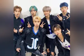 黄旭熙物料下架整改，董思成唯二的综艺受牵连，SM还在保失德艺人图片