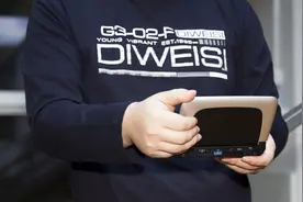 假期宅家利器，比Switch和PSV更实用的国产游戏掌机图片