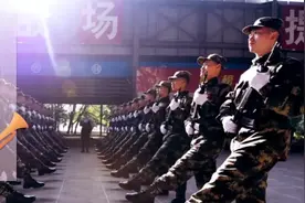 【起床号】8月24日，早安！歌曲《点燃军魂》图片