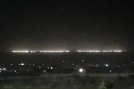 阿富汗头号基地灯亮了！外媒称解放军已经进驻，塔利班立刻辟谣图片