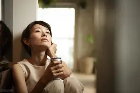 外企女高管的中年转型：放下高薪去创业，我开创了一片蓝海图片