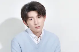 王源找老妈预支50万，一开始万般推辞，听到用途后马上答应图片