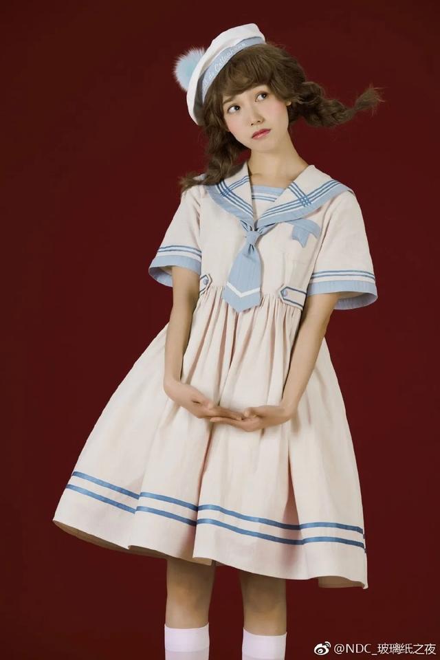 少女夏日必备风格？海军风Lolita驾到！听说沙滩和海军风更配哦