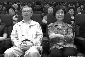 娱乐圈中难见的恩爱夫妻，张文蓉与“傻”丈夫相守59年，不离不弃图片