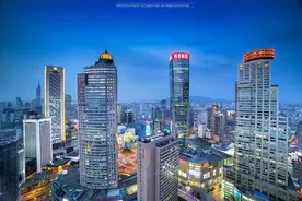 从特大城市到超大城市，给南京五年时间，值得期待！图片