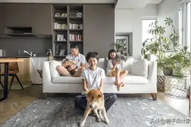 美女主播100m²的家！超大客厅，2个衣帽间，看完我酸了图片