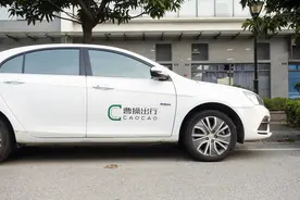 网约车界的“996”：每天出车12小时，月收入仅3000元图片