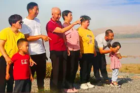 重磅 | 中央人民广播电台《黄河人家》报道乌达区一家人如何“乘风破浪”图片