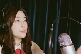 李函璐为劳动者发声：原创歌曲《时代勇士》MV颂歌白衣战士图片