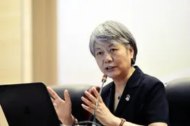 李玫瑾教授：情商低的孩子，吃饭时有几种表现，家长要及时纠正图片
