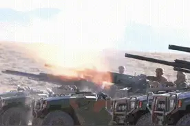 西藏军区演练山地攻防：山猫、猛士齐上阵，无人机引导车载迫击炮精准打击图片