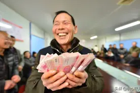 怎样谈加薪，老板才会听？揭秘领导给你涨工资的底层逻辑图片