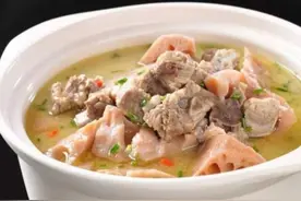 炖排骨汤，直接焯水就错了，记住关键4步，和大厨做的一样好喝图片