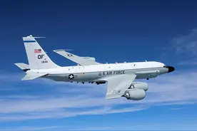 中美侦察机海峡上空电子对抗，本月已是第三次！狭路相逢亮剑长空图片