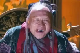 有种幸运叫“裘千尺”的女儿，挑着父母优点长，长相端正可爱图片