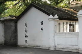 黄埔军校学制仅半年，连中专都比不过，为何能培养出那么多名将图片