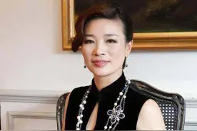 当年丈夫入狱，浙江的富豪胡洁再婚嫁给了周立波，他们如今怎样？图片