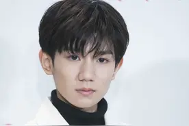 重庆走出去的四位男星图片