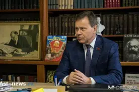 俄共议员提倡七天工作制遭批判：“压榨民众”是行不通的图片