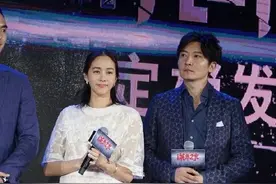 刘诗诗一袭白裙美的让人窒息，大方回应：我是男人图片