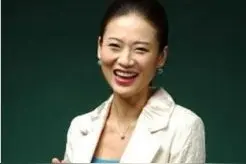 李雨霏何以华丽转身图片