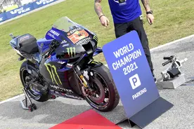 夺冠时刻：2021 MotoGP 世界冠军 夸塔拉罗图片