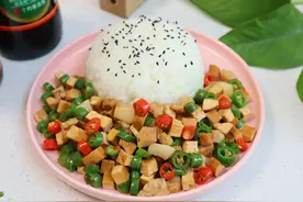 一人食，做份盖浇饭，简单省事，好吃美味，速度比点外卖还快图片