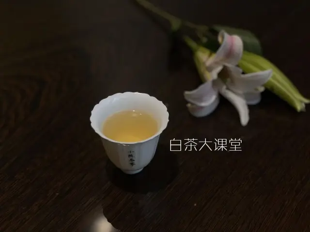 提神喝茶，安神也喝茶，白茶究竟有什作用？