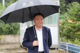 四平市委书记郭灵计检查国庆节前期道路交通安全管控工作图片