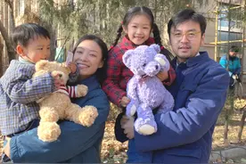 《功勋》第二单元中的熟脸不少，认出了胡可，没认出李幼斌的姐姐图片