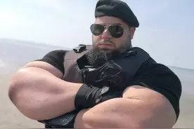 伊朗最强壮肌肉男，成功参演特种警察，坦言绿巨人不敢与他对战图片