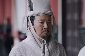 他是秦始皇的祖父，39岁当太子53岁做秦王，即位三天离奇死亡图片