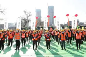 投资112亿元的武汉嘉里项目开工图片