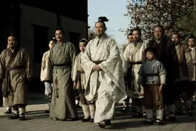 秦庄公击猃狁，标榜史册，统率秦庄公出兵的人是谁？至今争论不息图片
