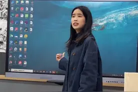 美术老师上课的尴尬，电视机是学生画的，做到以假乱真的地步图片