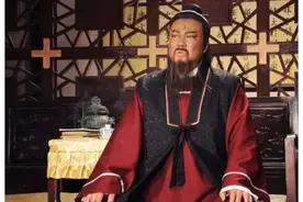 他演了700集包青天，为角色不碰妻子，如今67岁膝下仍无子图片