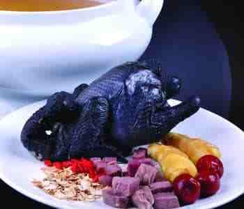 外国人怎么没有鸡皮肤