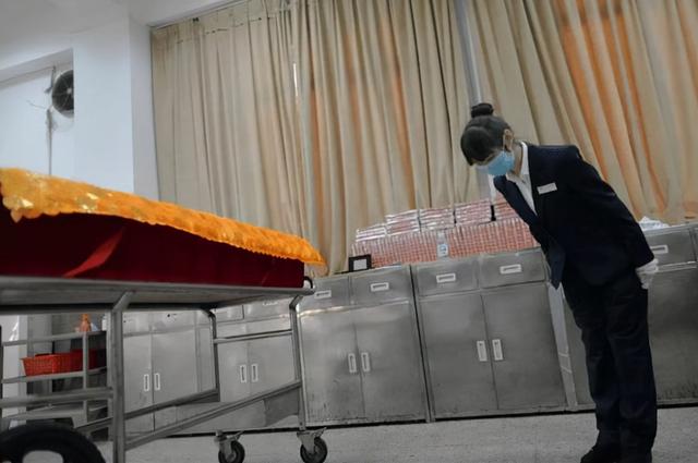 "殡仪馆"成热门岗位?工资是教师的2倍,最高年收入可达10万元